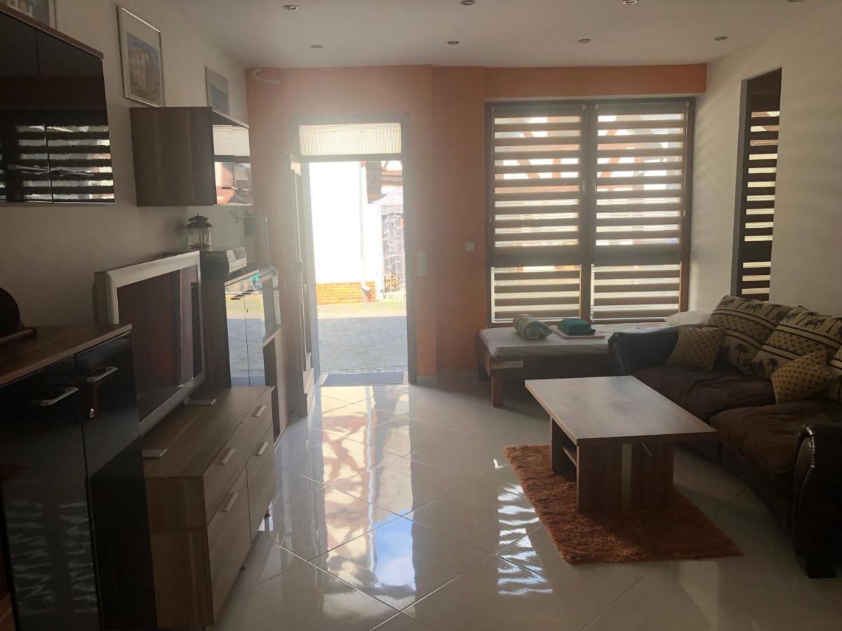Seven'S Apartments I Löhnberg Екстериор снимка